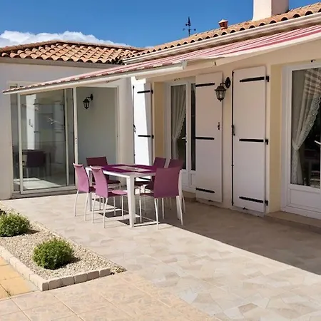 Maison Confortable Avec Jardin Clos, Terrasse Et Ping-pong A La Tranche-sur-mer, Proche - Fr-1-194-258 *